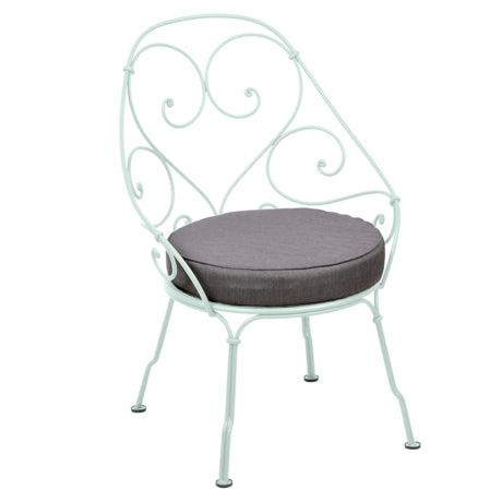 1900 Lounge Chair
