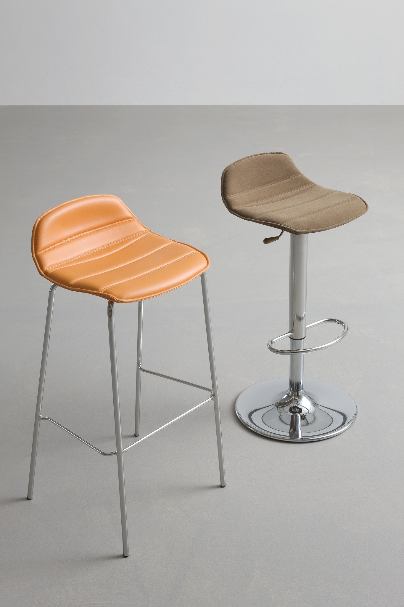 Alhambra Dress High Stool-Contract Furniture Store for hospitality, leisure & commercial projects