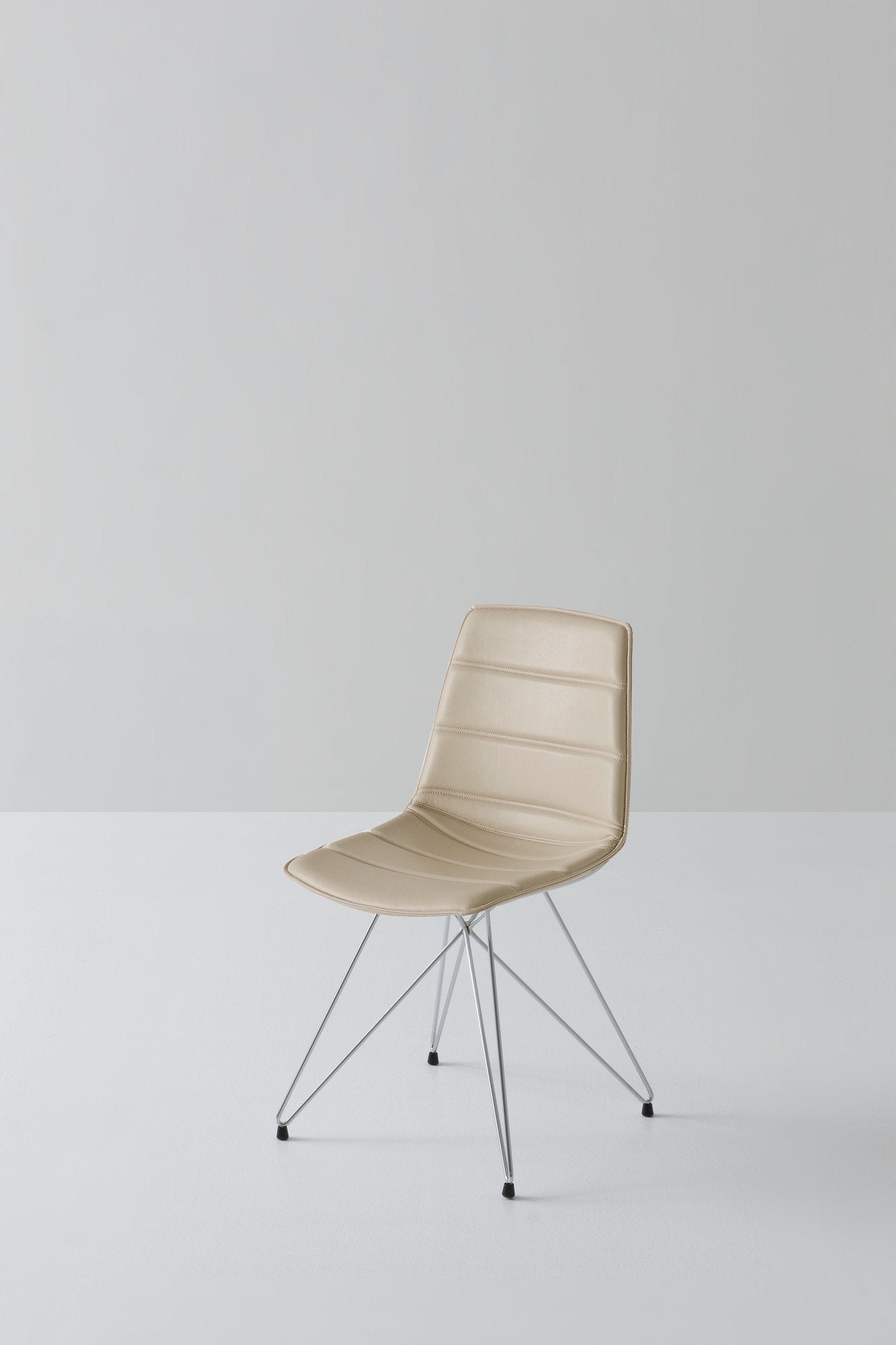 Alhambra Dress TC Side Chair