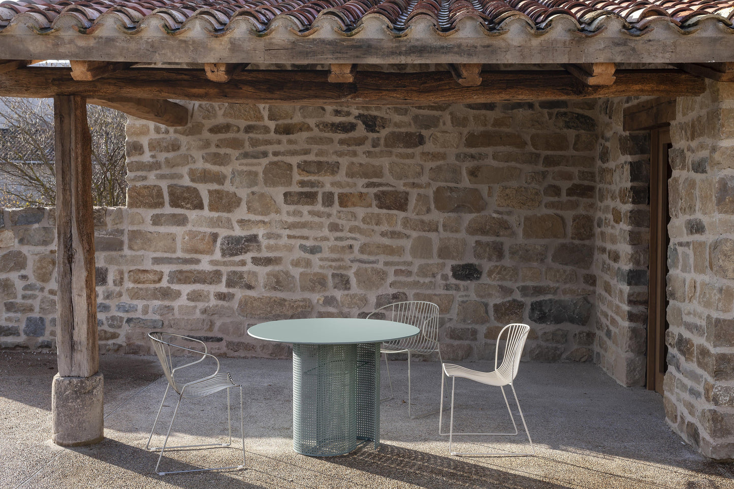 Arena Dining Table-Contract Furniture Store for hospitality, leisure & commercial projects