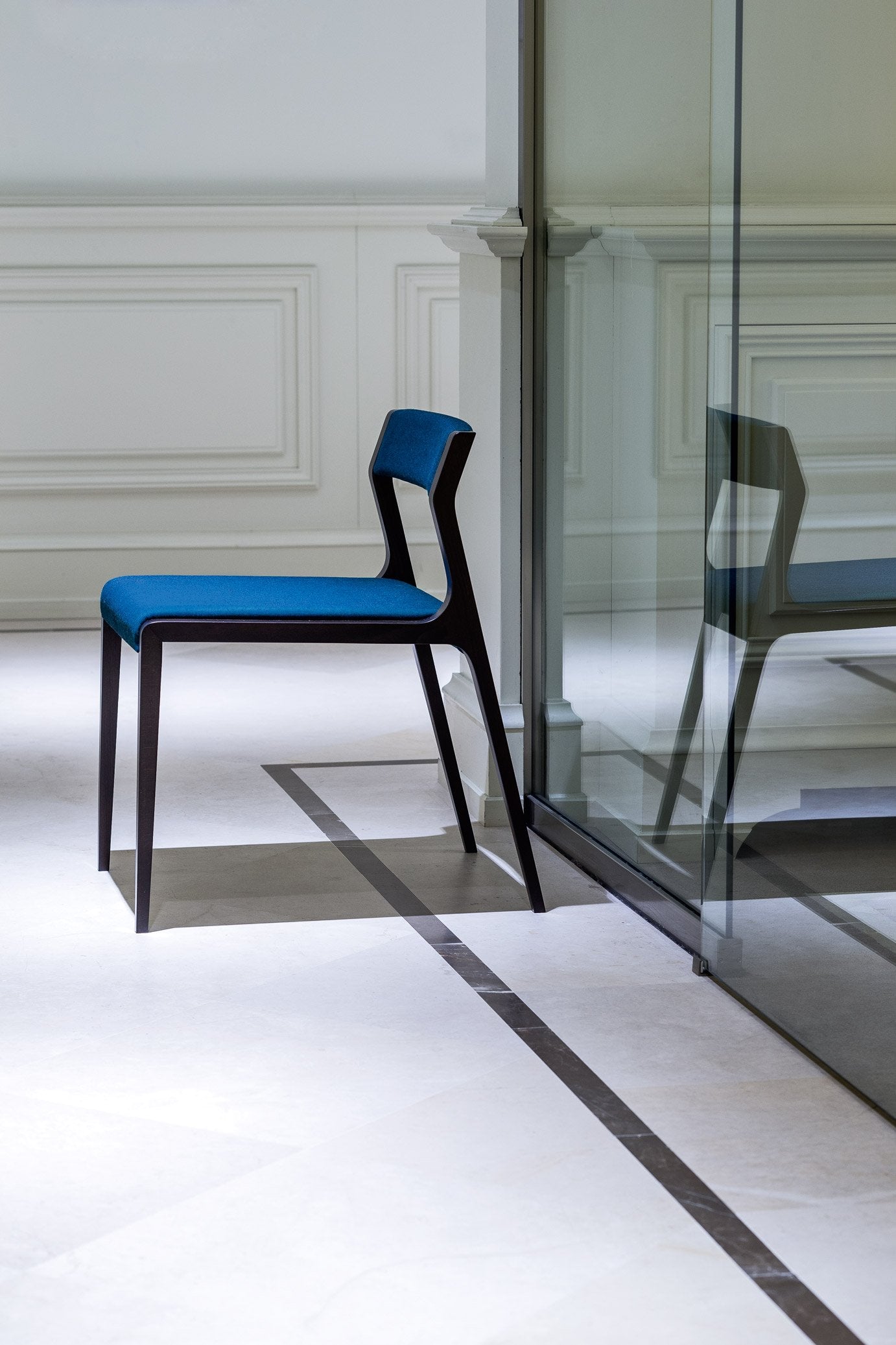 Artù 2111 Side Chair