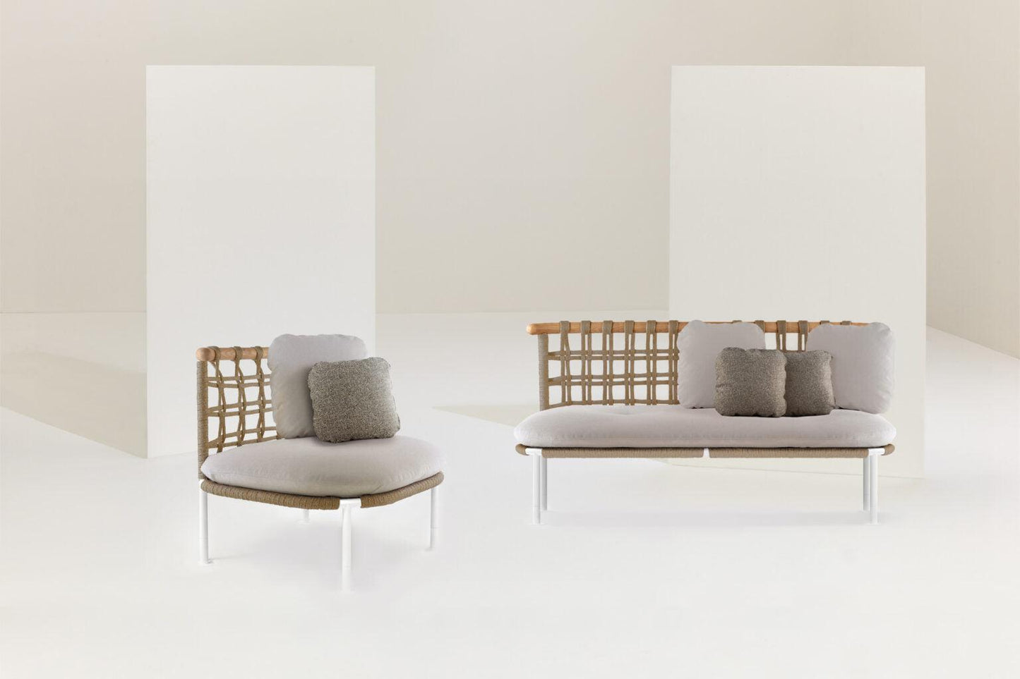 B. Outdoor 0C99 Sofa-Contract Furniture Store for hospitality, leisure & commercial projects