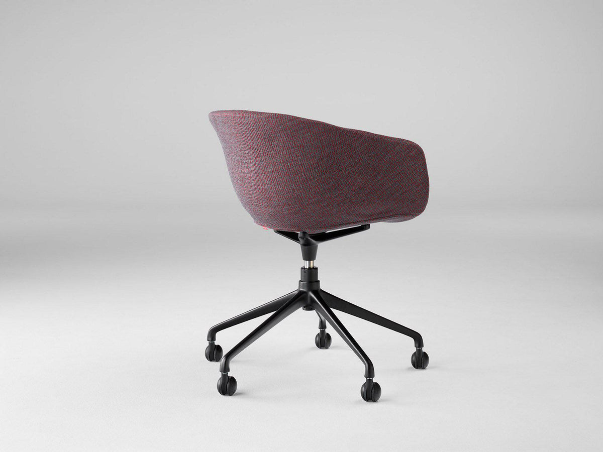 Bai Armchair c/w Wheels-Ondarreta-Contract Furniture Store