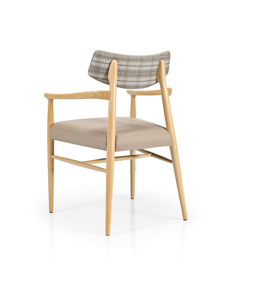 Bizu M1131UU Armchair-Contract Furniture Store for hospitality, leisure & commercial projects