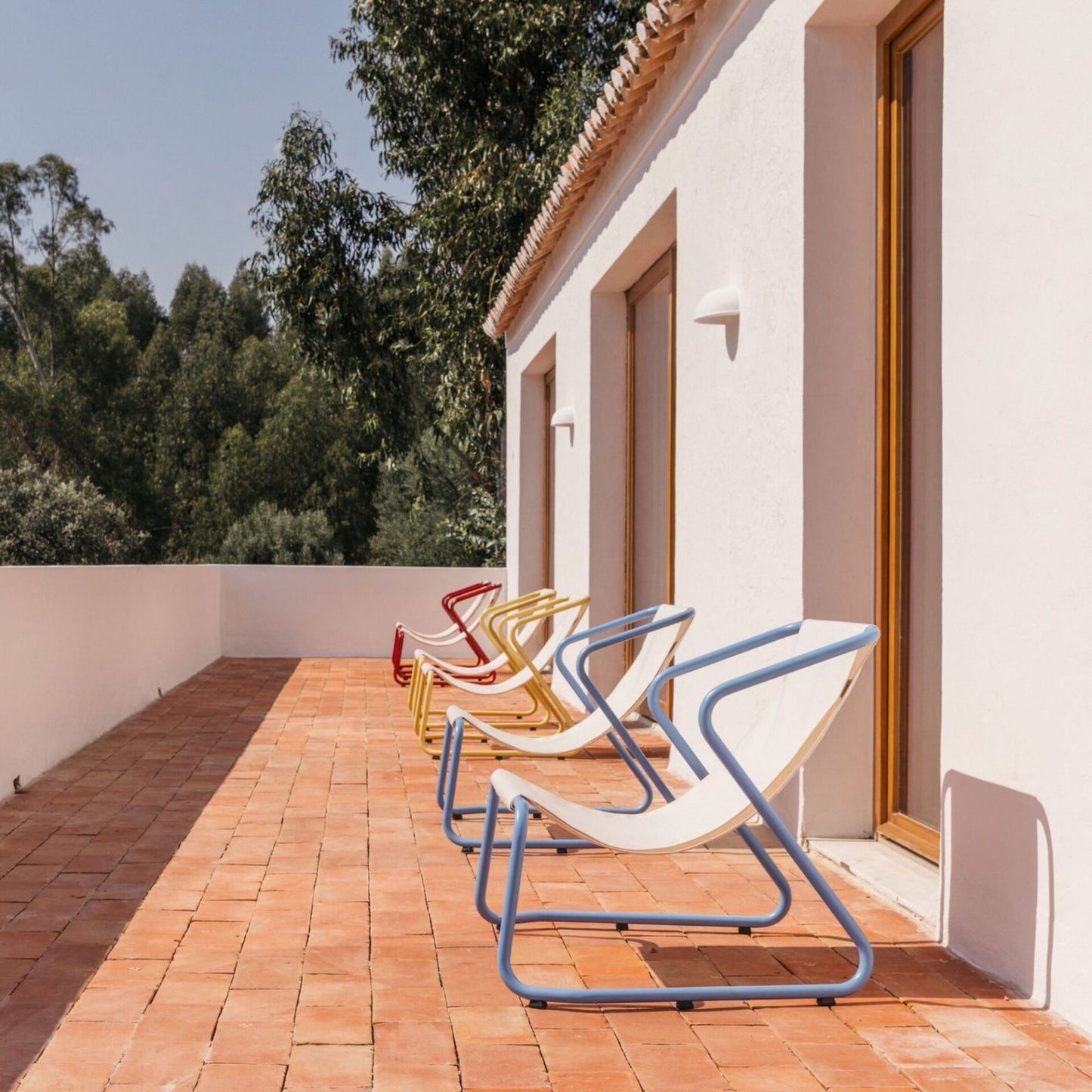 C111 Lounge Chair-Contract Furniture Store for hospitality, leisure & commercial projects