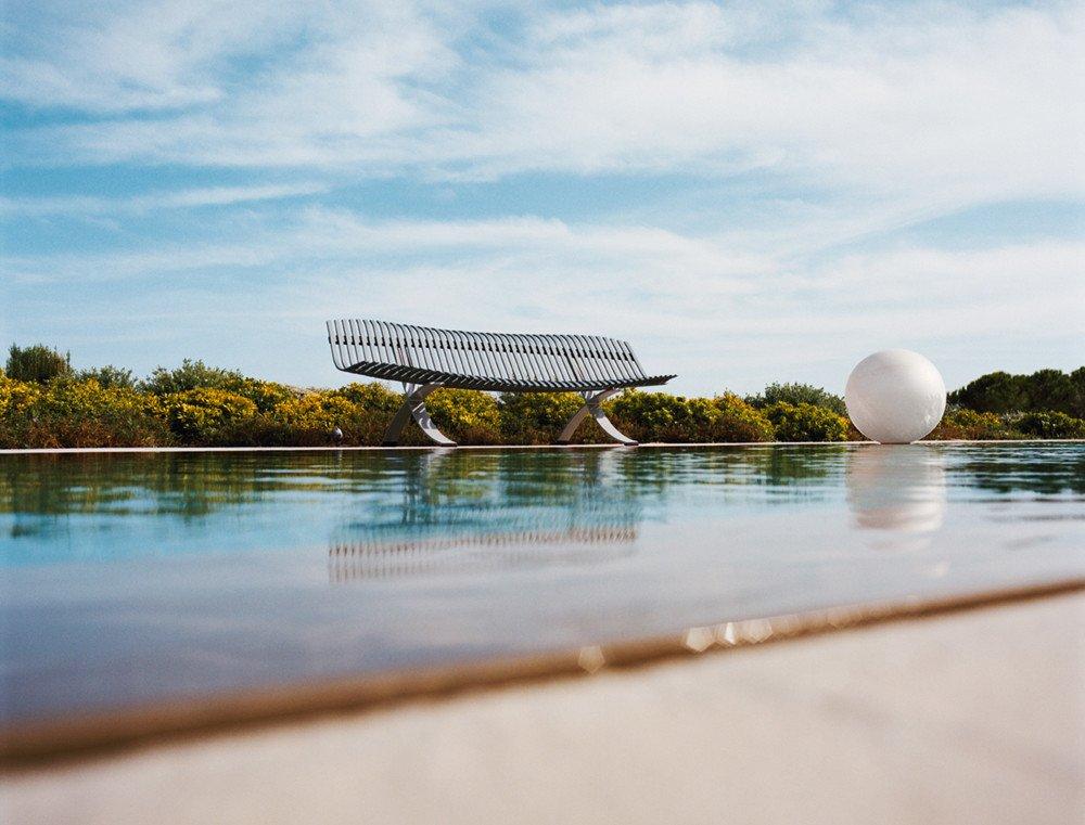 Charivari 1025 Bench-Contract Furniture Store for hospitality, leisure & commercial projects