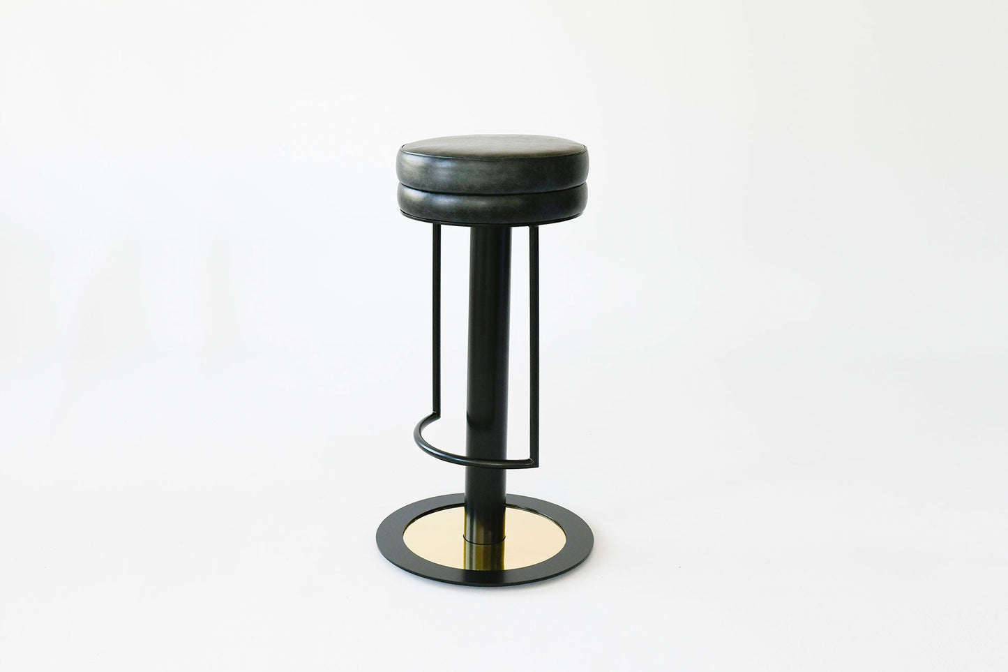 Circle-B High Stool