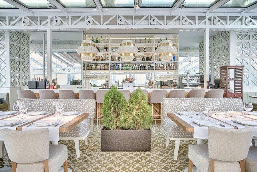 Comb Suspension Lamp-Contract Furniture Store for hospitality, leisure & commercial projects