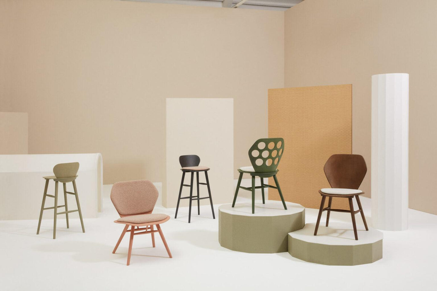 Edelweiss 292 High Stool