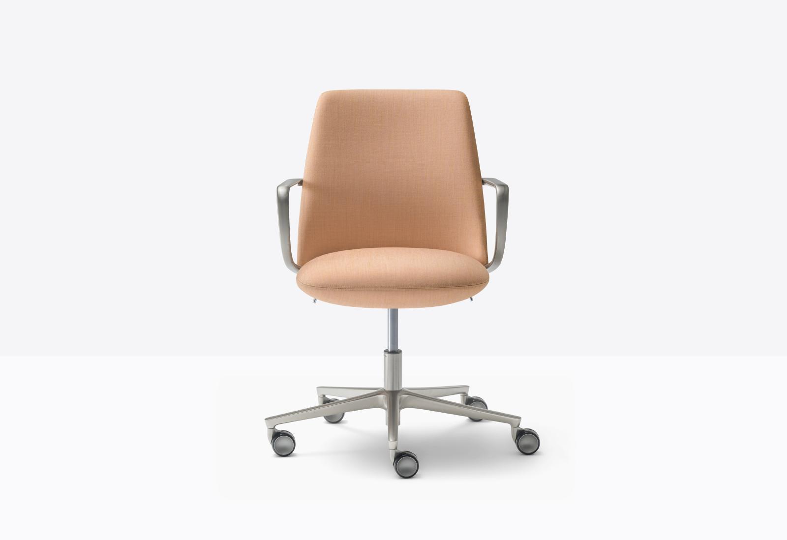 Elinor 3756 Executive Armchair-Pedrali-Contract Furniture Store
