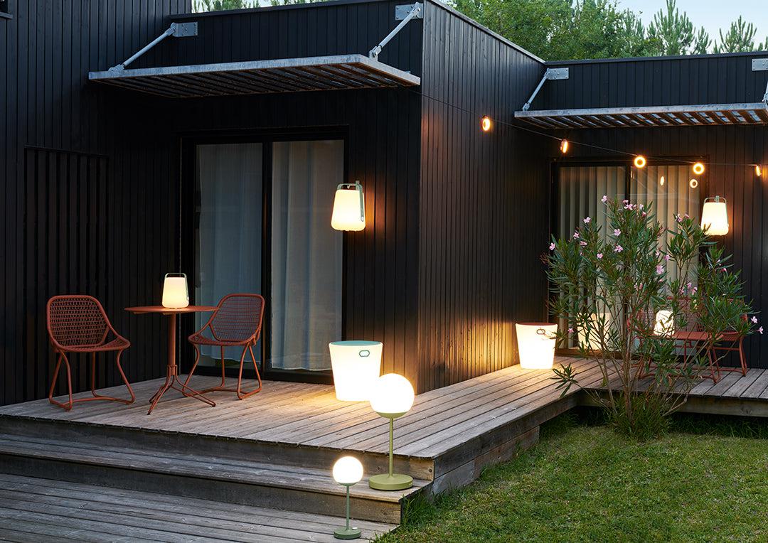 Flower 7110 Pedestal Dining Table-Contract Furniture Store for hospitality, leisure & commercial projects