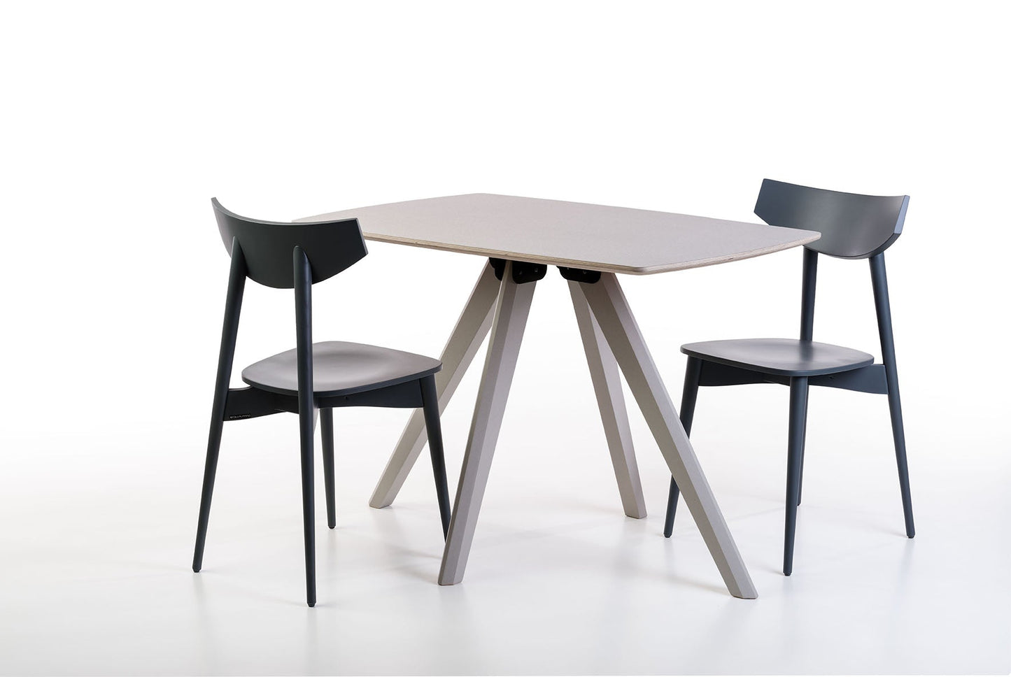 Four Dining Table-Contract Furniture Store for hospitality, leisure & commercial projects