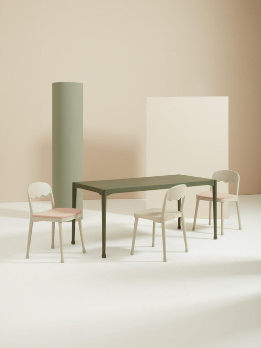 Frisée 265 Rectangular Dining Table