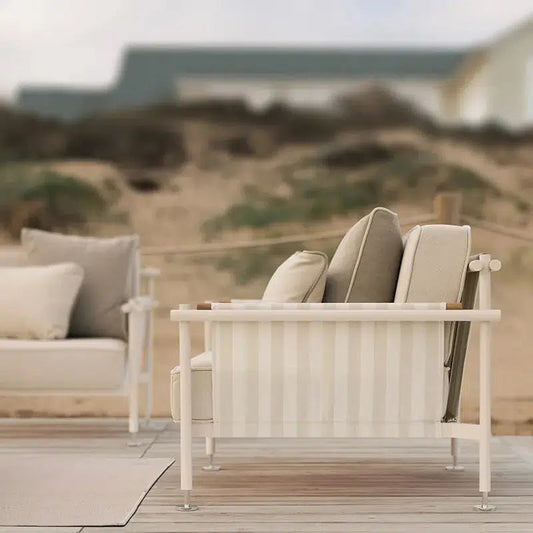 Hamptons Lounge Chair-Contract Furniture Store for hospitality, leisure & commercial projects