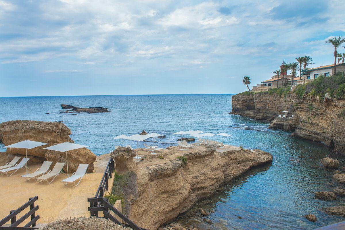 Holly 195 Lounger-Contract Furniture Store for hospitality, leisure & commercial projects