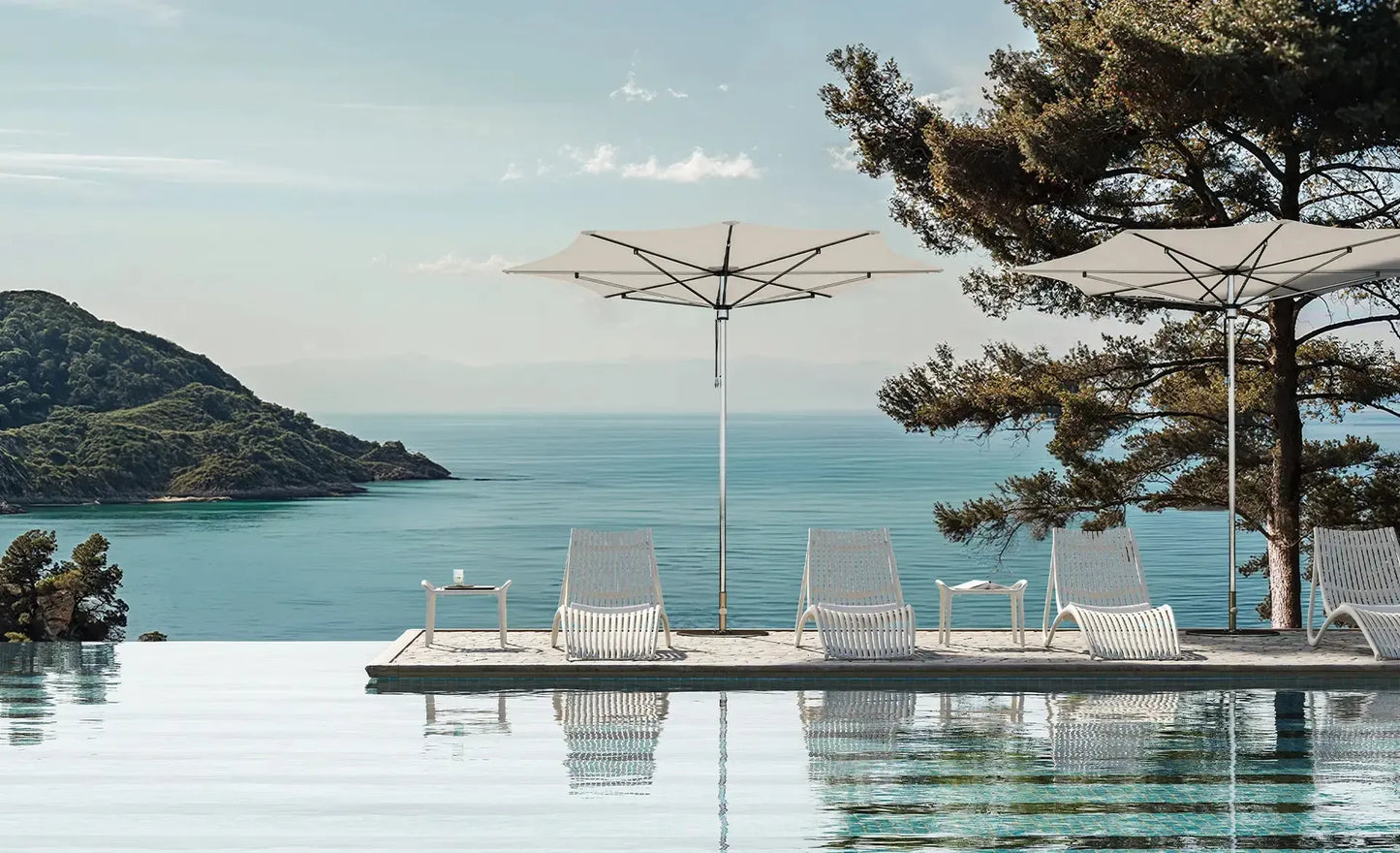 Ibiza Lounger-Contract Furniture Store for hospitality, leisure & commercial projects