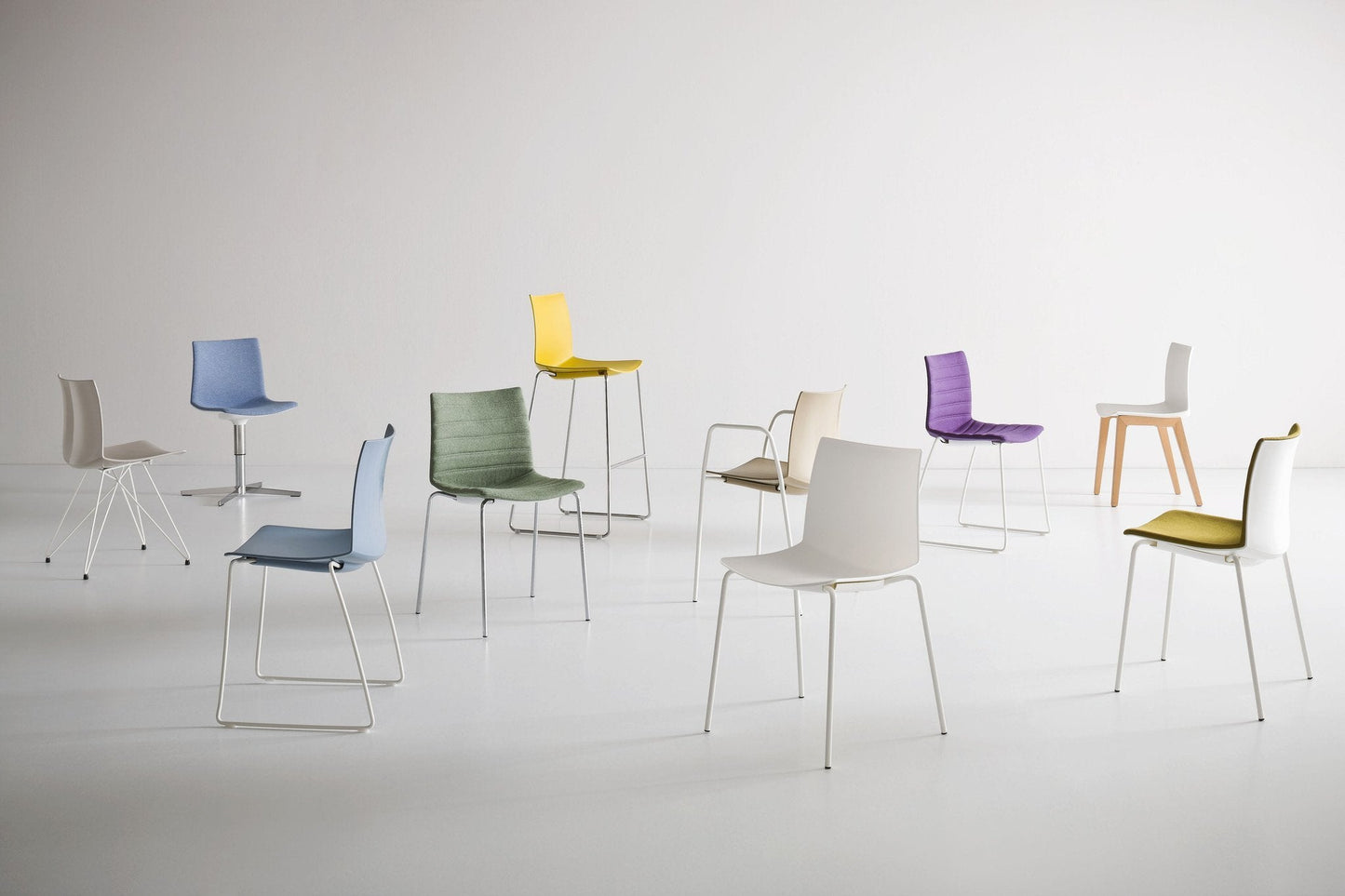Kanvas T5R Full Side Chair-Contract Furniture Store for hospitality, leisure & commercial projects