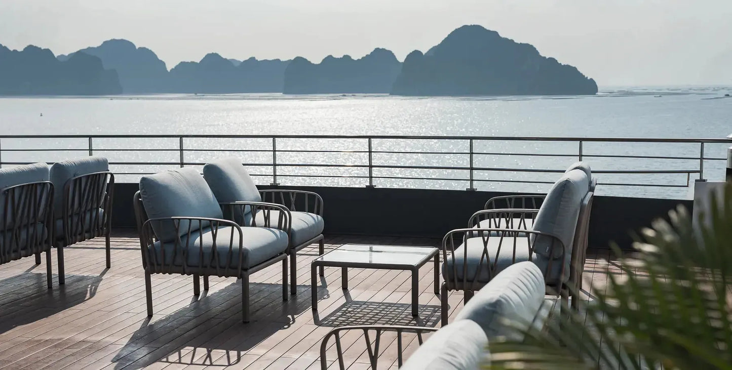 Komodo Lounge Chair-Contract Furniture Store for hospitality, leisure & commercial projects