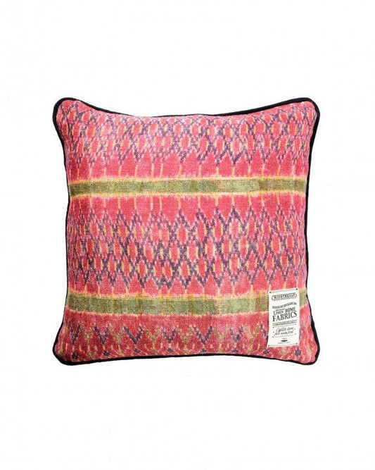 Lakai Cushion-Contract Furniture Store for hospitality, leisure & commercial projects