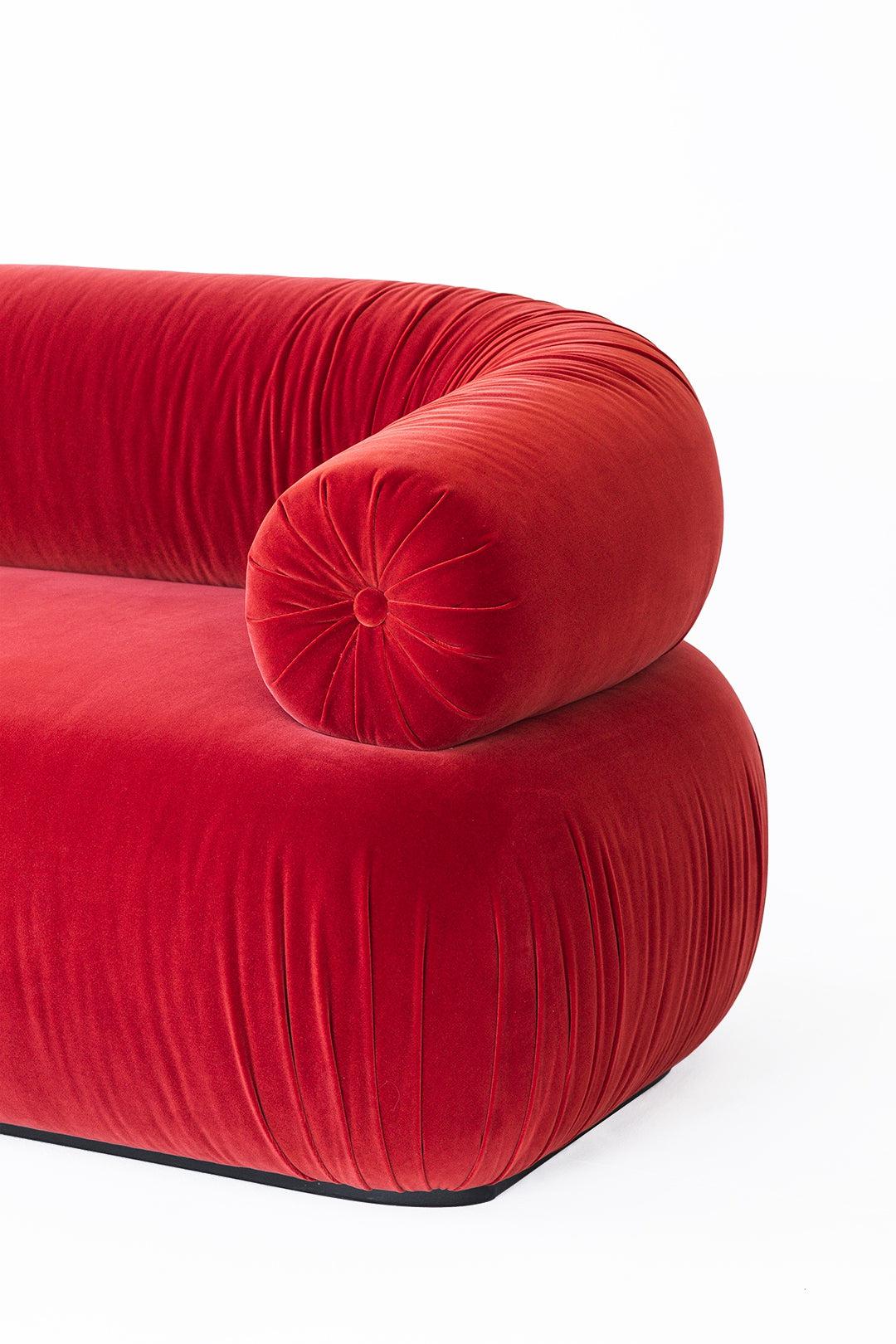 Le Genereux Sofa
