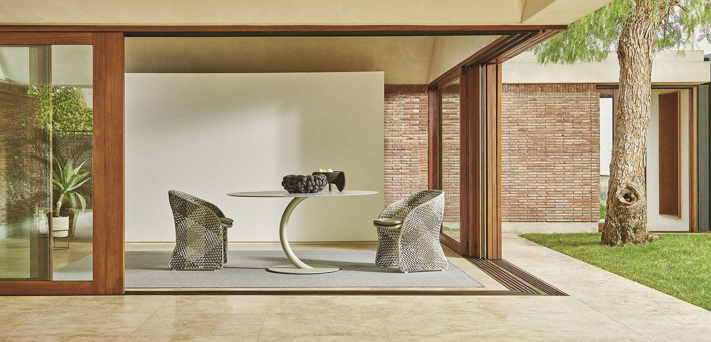 Maat 2370 Armchair-Contract Furniture Store for hospitality, leisure & commercial projects