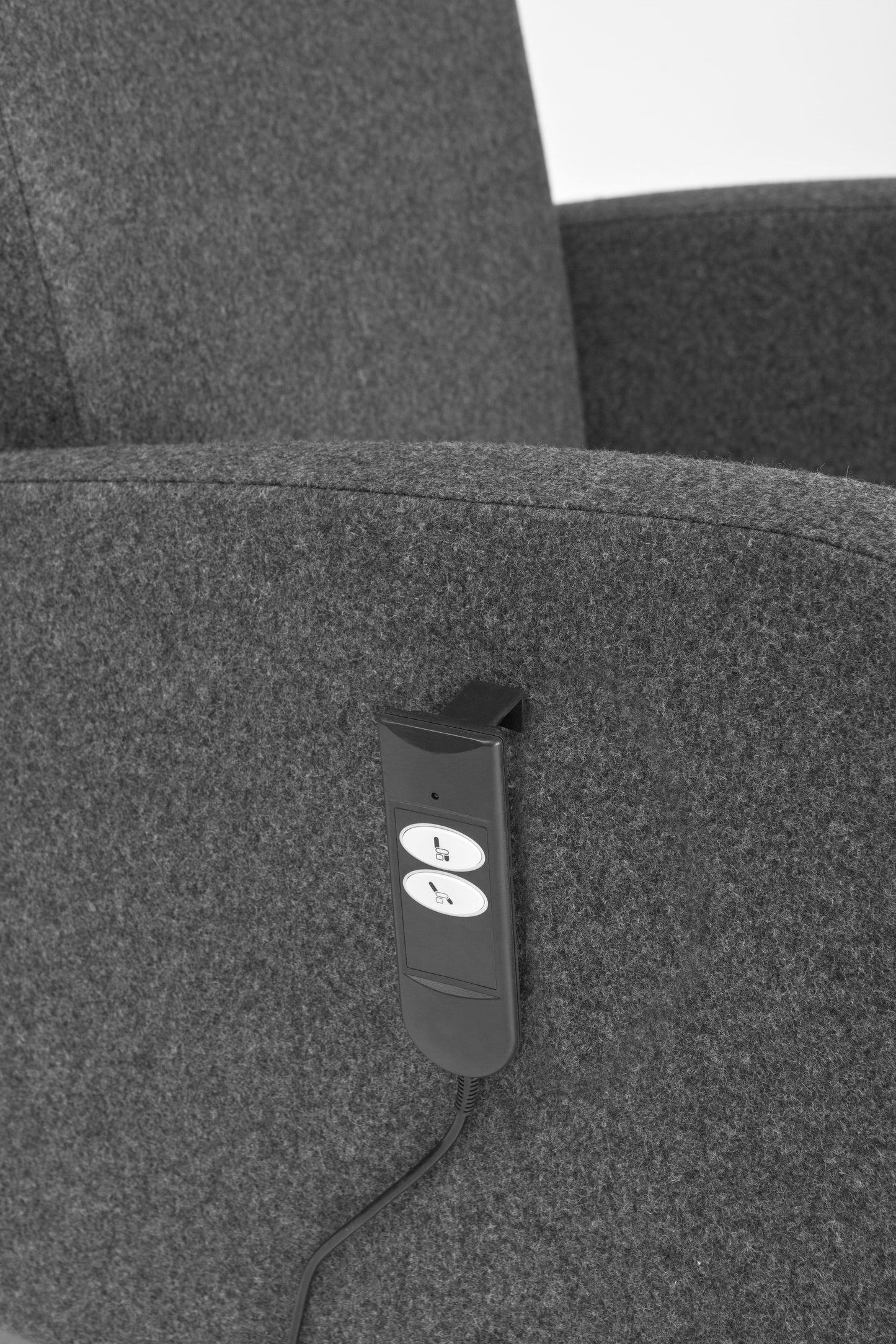 Mamy 57-62/3RP Wing Lounge Chair-Contract Furniture Store for hospitality, leisure & commercial projects