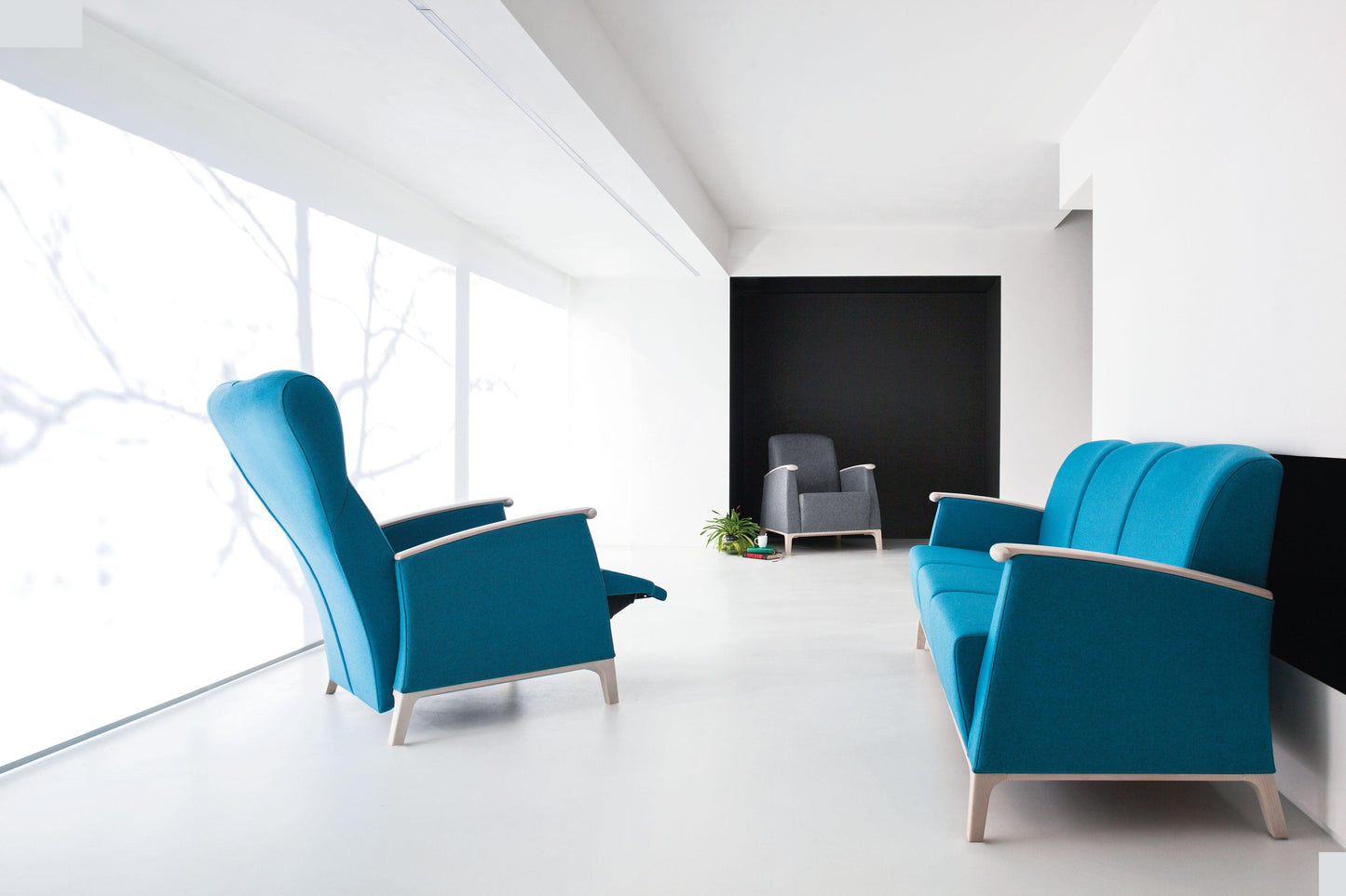 Mamy 57-63/1 Lounge Chair-Contract Furniture Store for hospitality, leisure & commercial projects