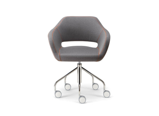 Manu 04 Base 103 Armchair