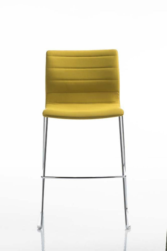 Miss High Stool