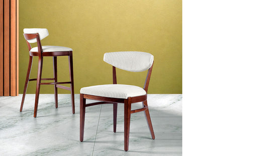 Moon/S Side Chair