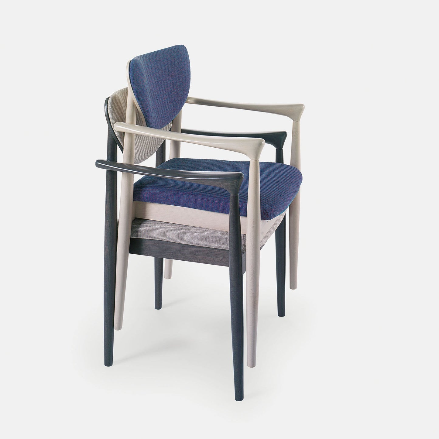 Pia 48-13/2 Armchair