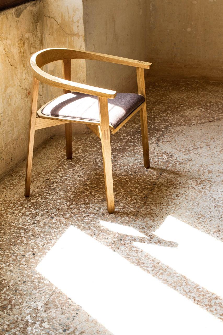 Plug 2001 PO Armchair-Contract Furniture Store for hospitality, leisure & commercial projects