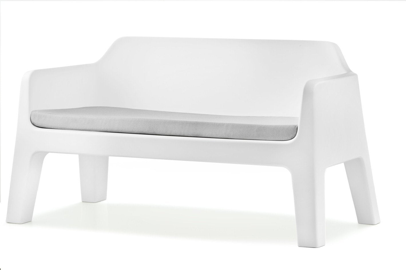 Plus Air 636 Sofa-Contract Furniture Store for hospitality, leisure & commercial projects