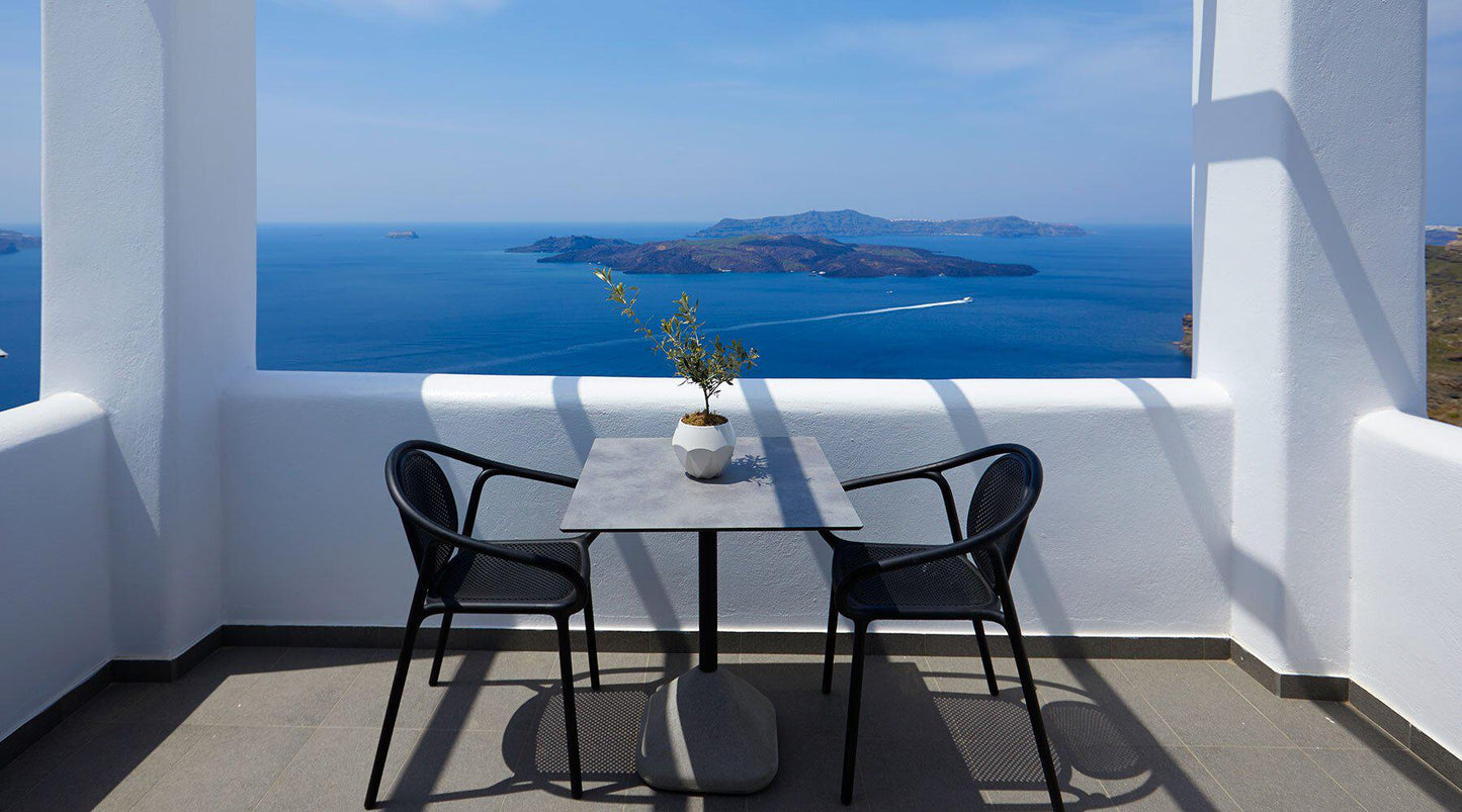 Remind 3735 Armchair-Contract Furniture Store for hospitality, leisure & commercial projects