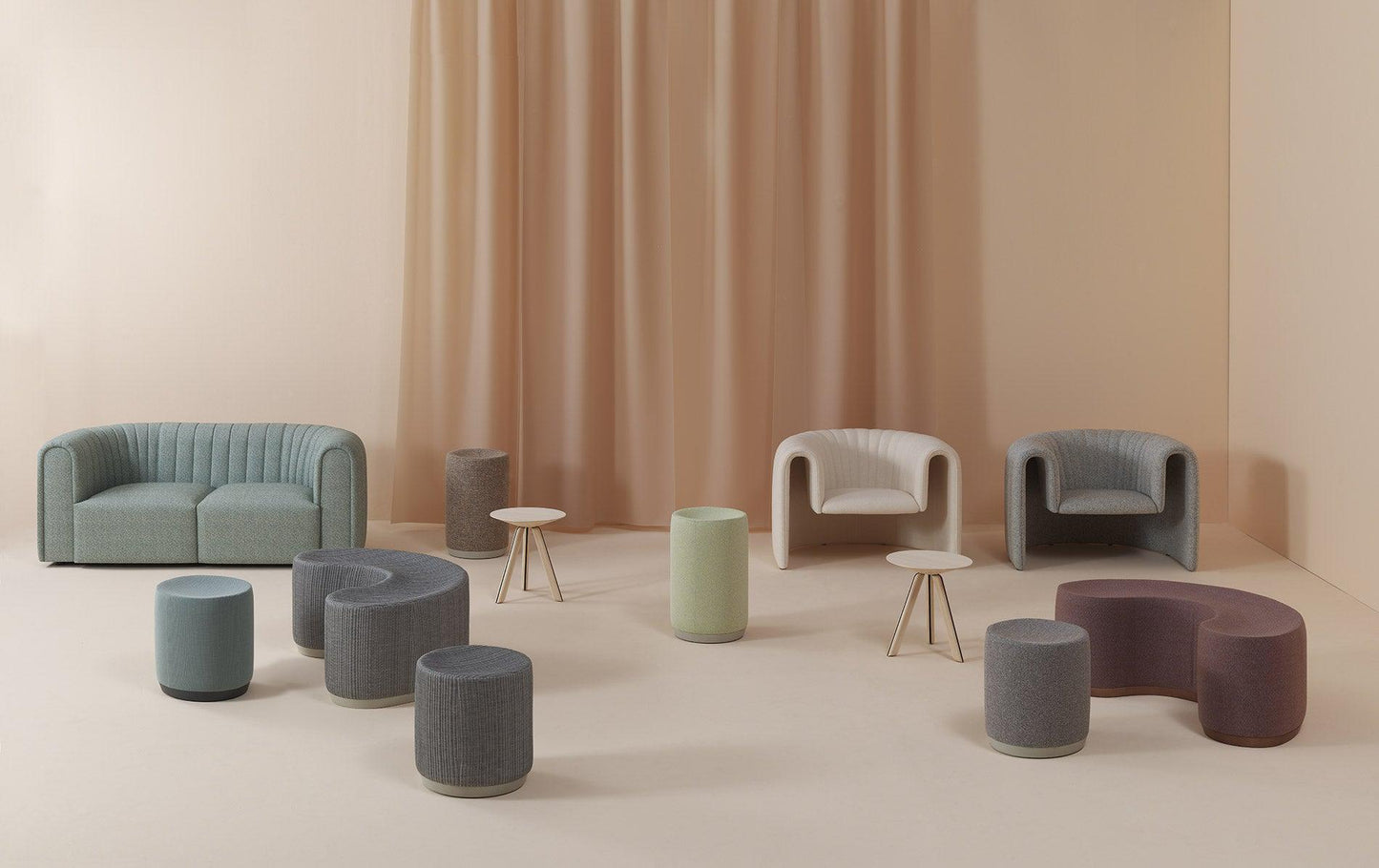 Remnant Sofa-Contract Furniture Store for hospitality, leisure & commercial projects