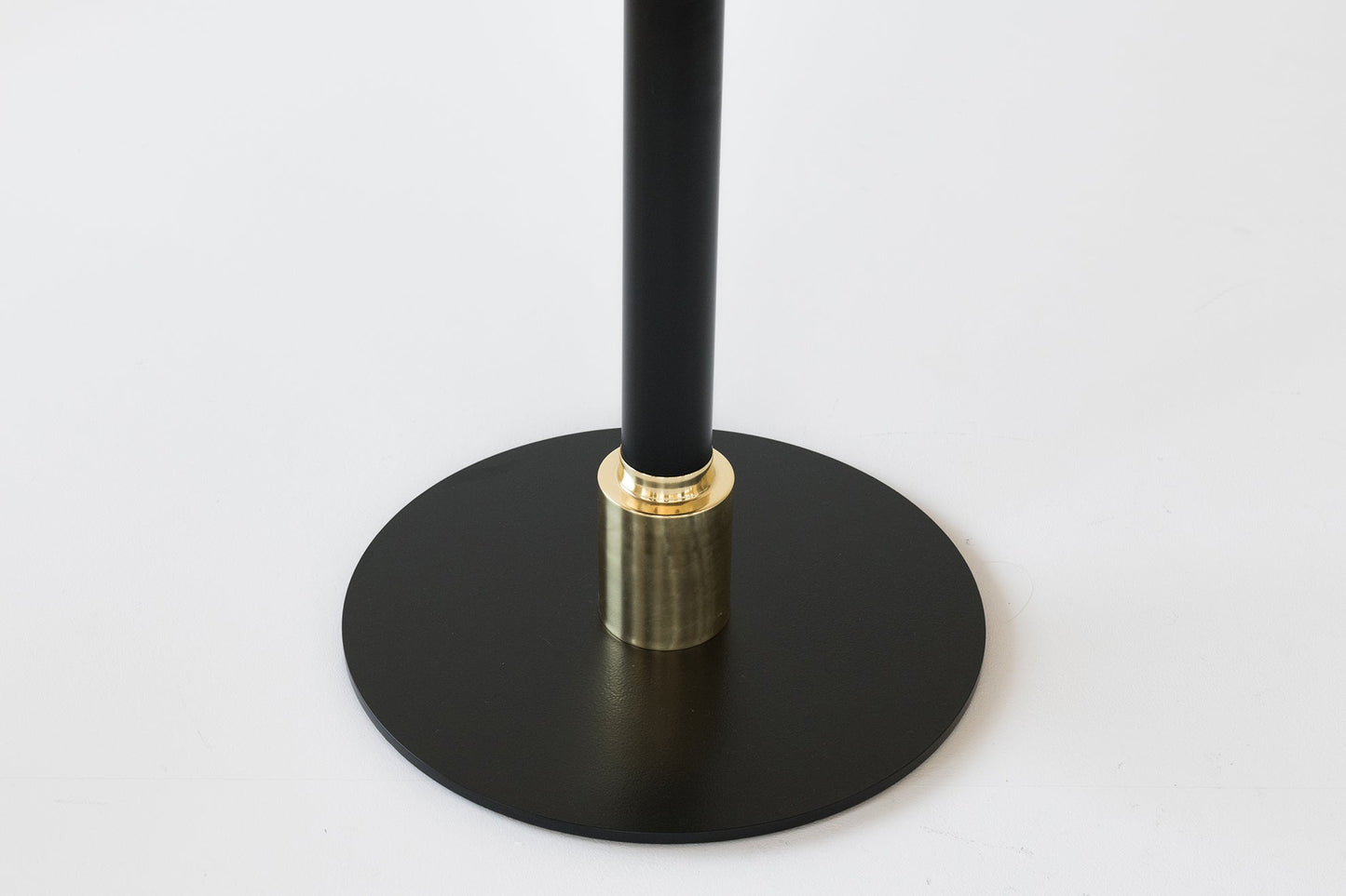 Ring C Dining Table-Contract Furniture Store for hospitality, leisure & commercial projects