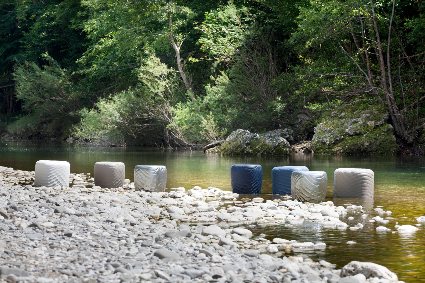 River Stone 903 Pouf