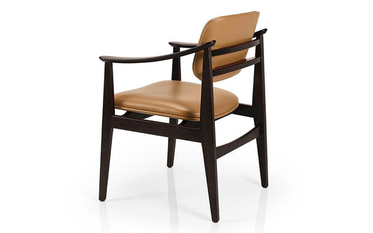 Shanna M1056UUST Armchair-Contract Furniture Store for hospitality, leisure & commercial projects