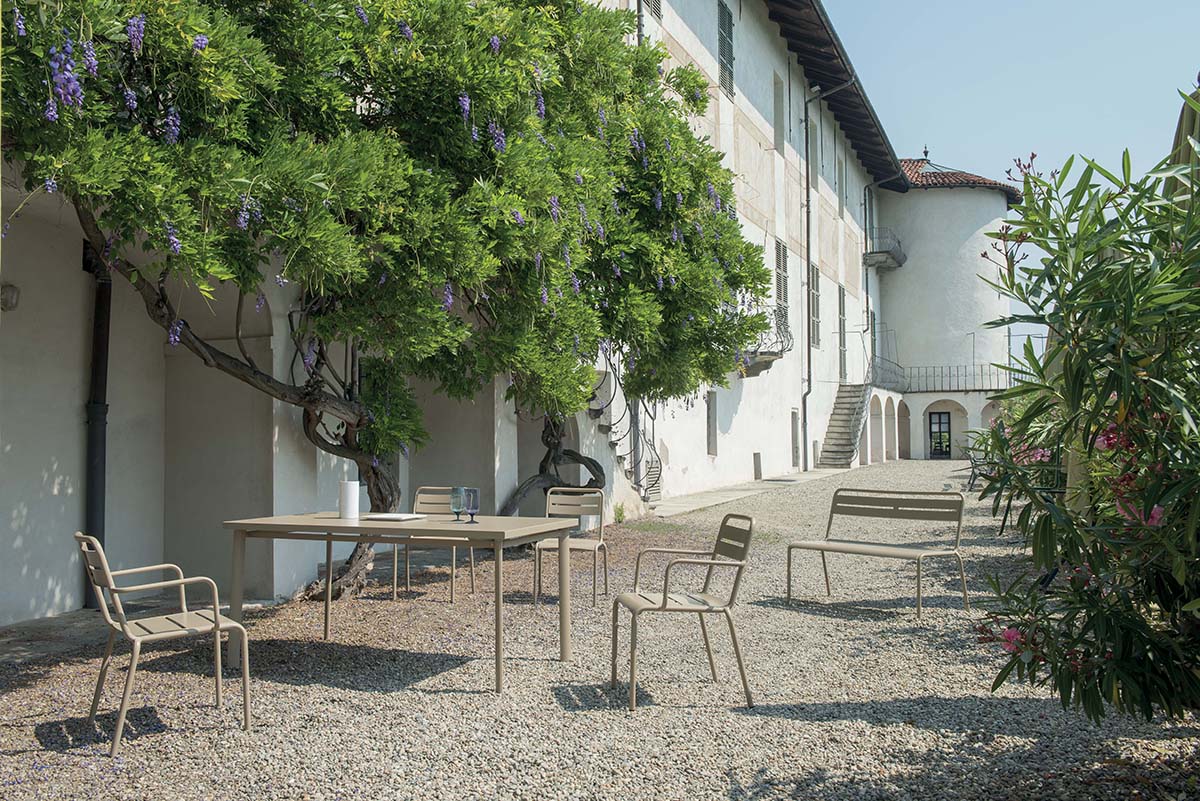 Star 163 Bench-Contract Furniture Store for hospitality, leisure & commercial projects