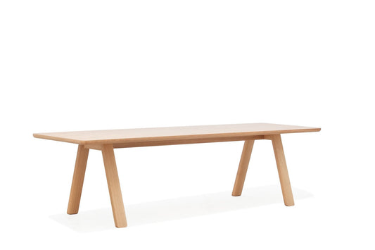 Stelvio Dining Table-Contract Furniture Store for hospitality, leisure & commercial projects