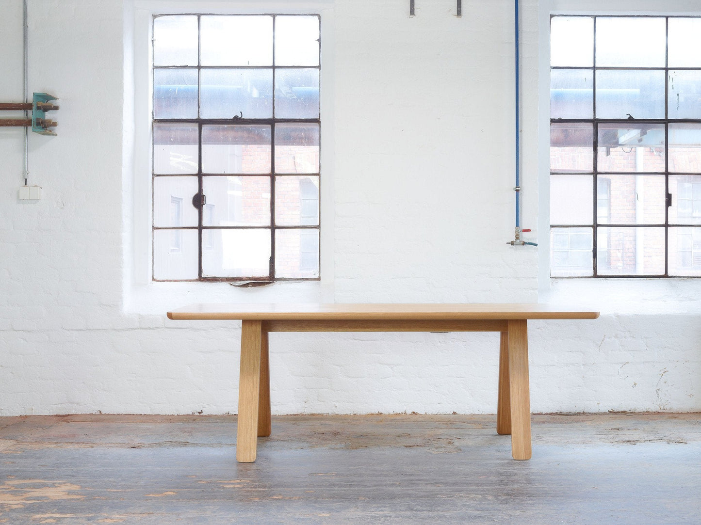 Stelvio Dining Table-Contract Furniture Store for hospitality, leisure & commercial projects