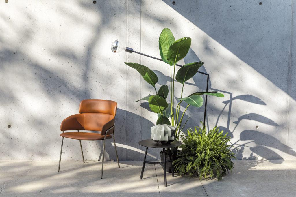 Strike XL Armchair