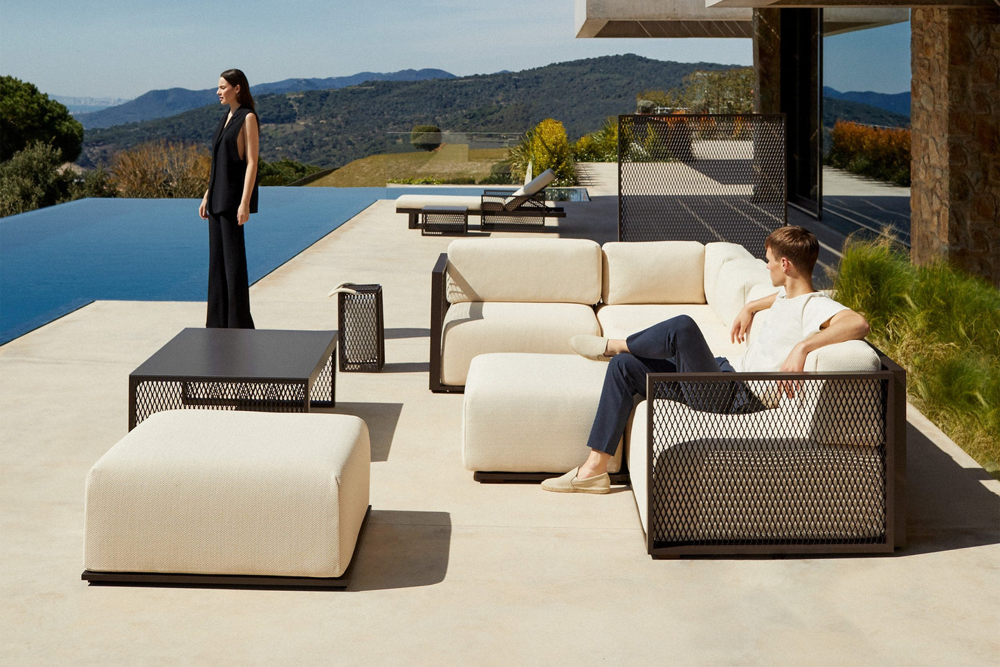 The Factory Modular Sofa-Contract Furniture Store for hospitality, leisure & commercial projects