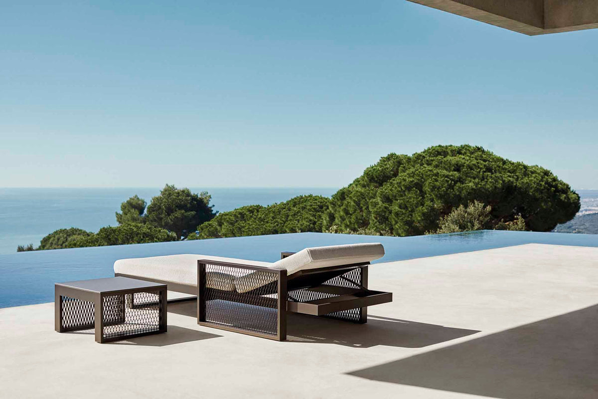 The Factory Sun Lounger-Vondom-Contract Furniture Store