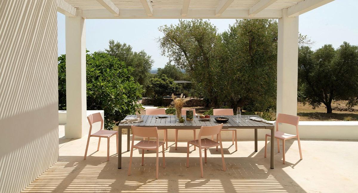 Trill Armchair-Contract Furniture Store for hospitality, leisure & commercial projects