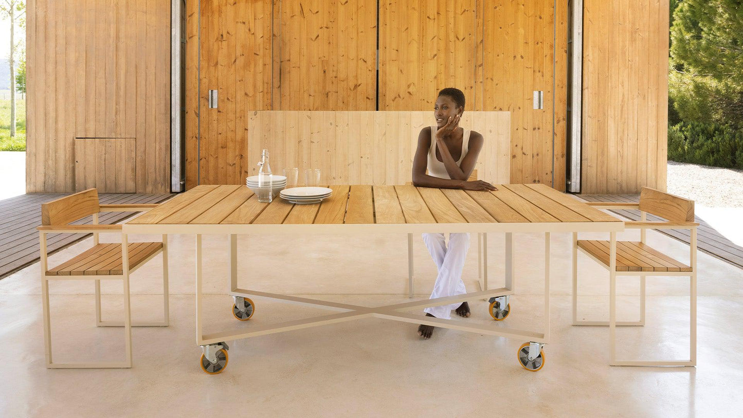 Vineyard Dining Table-Contract Furniture Store for hospitality, leisure & commercial projects