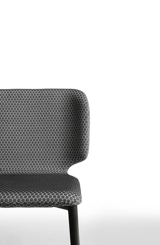 Wrap S M TS Side Chair