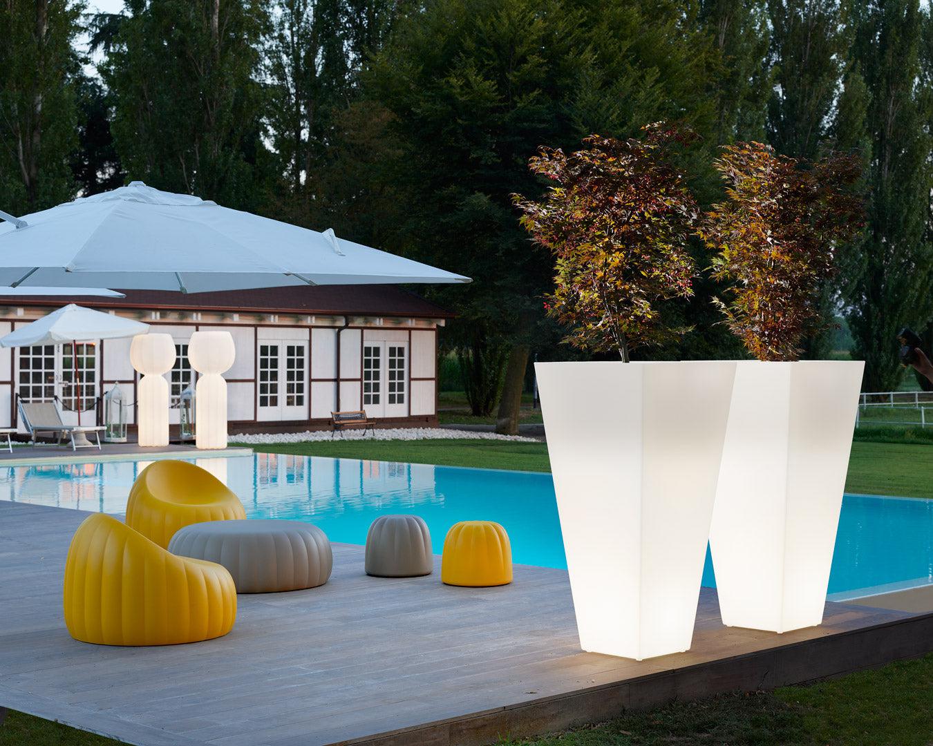 Y-Pot-Contract Furniture Store for hospitality, leisure & commercial projects