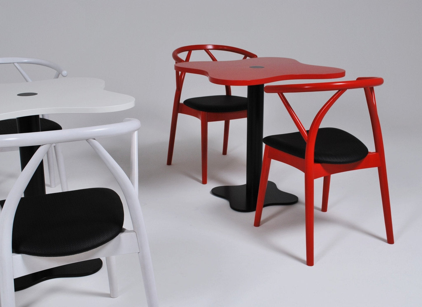 Yelly U Side Chair-Contract Furniture Store for hospitality, leisure & commercial projects