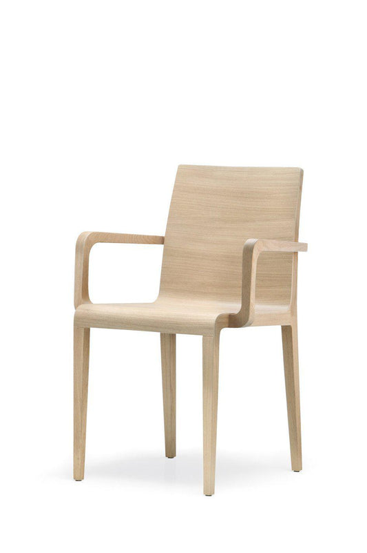 Young 425 Armchair-Contract Furniture Store for hospitality, leisure & commercial projects